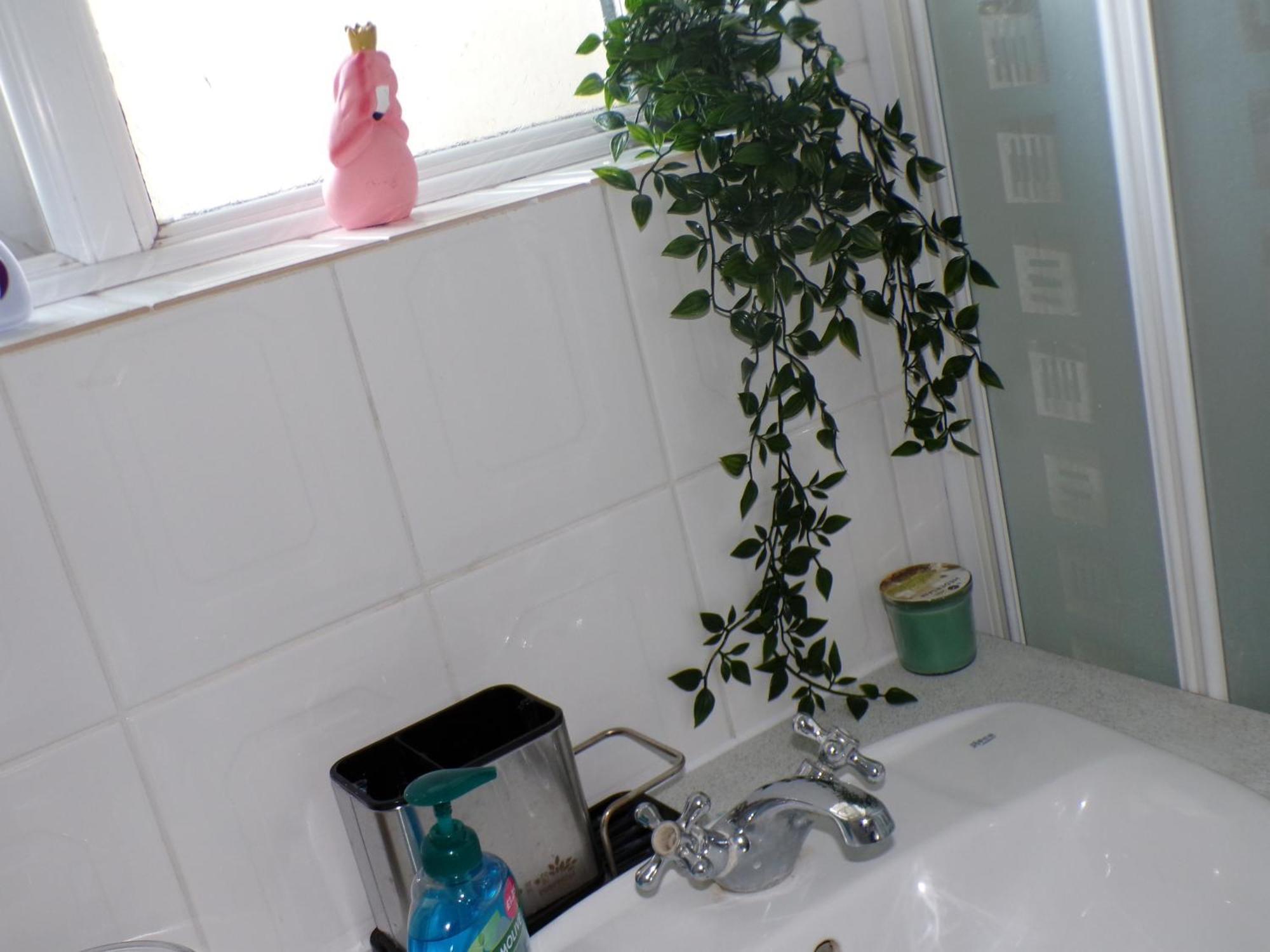 Shepherds Bush-apartment With Elevator London
