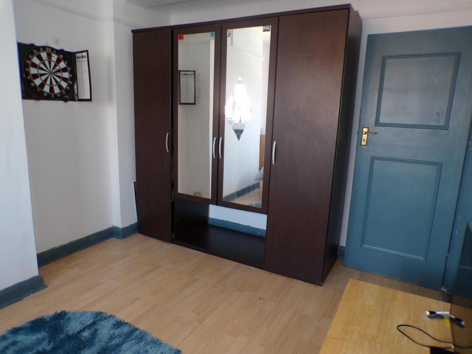 Apartment Shepherds Bush-apartment With Elevator